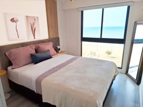 Suite de Lujo Frente al Mar Totalmente amoblada